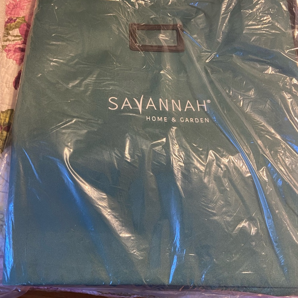 Savannah Home & Garden Green Wreath Storage Bag - Picture 3 of 4